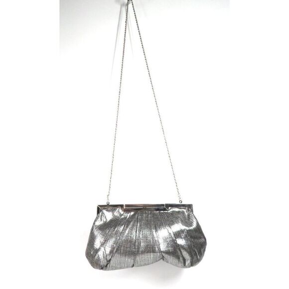 La Regale Handbags - Vintage La Regale Metallic Silver & Black Evening Fabric Chain Bag Crossbody